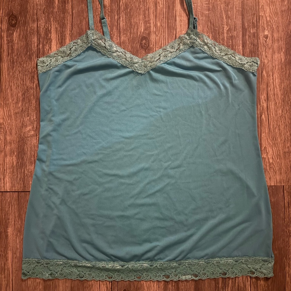 blue cami with light blue lace trim